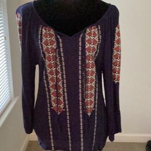 worn once Solitaire boho embroidered top